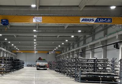 velika hala magacina